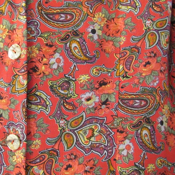 Saint Tropez Top Floral Paisley Button Front Sz 8 - Picture 4 of 7